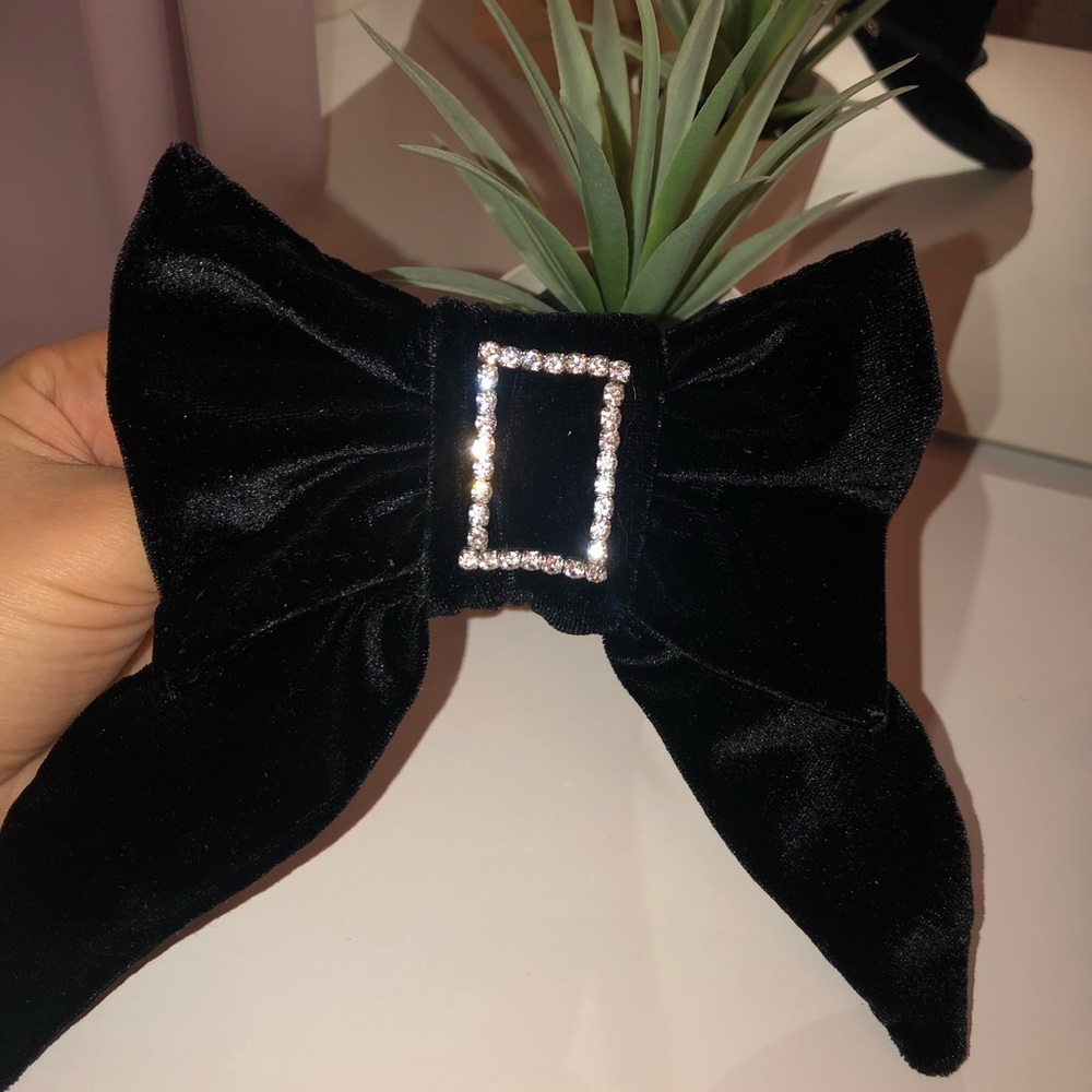 Hair accessorie